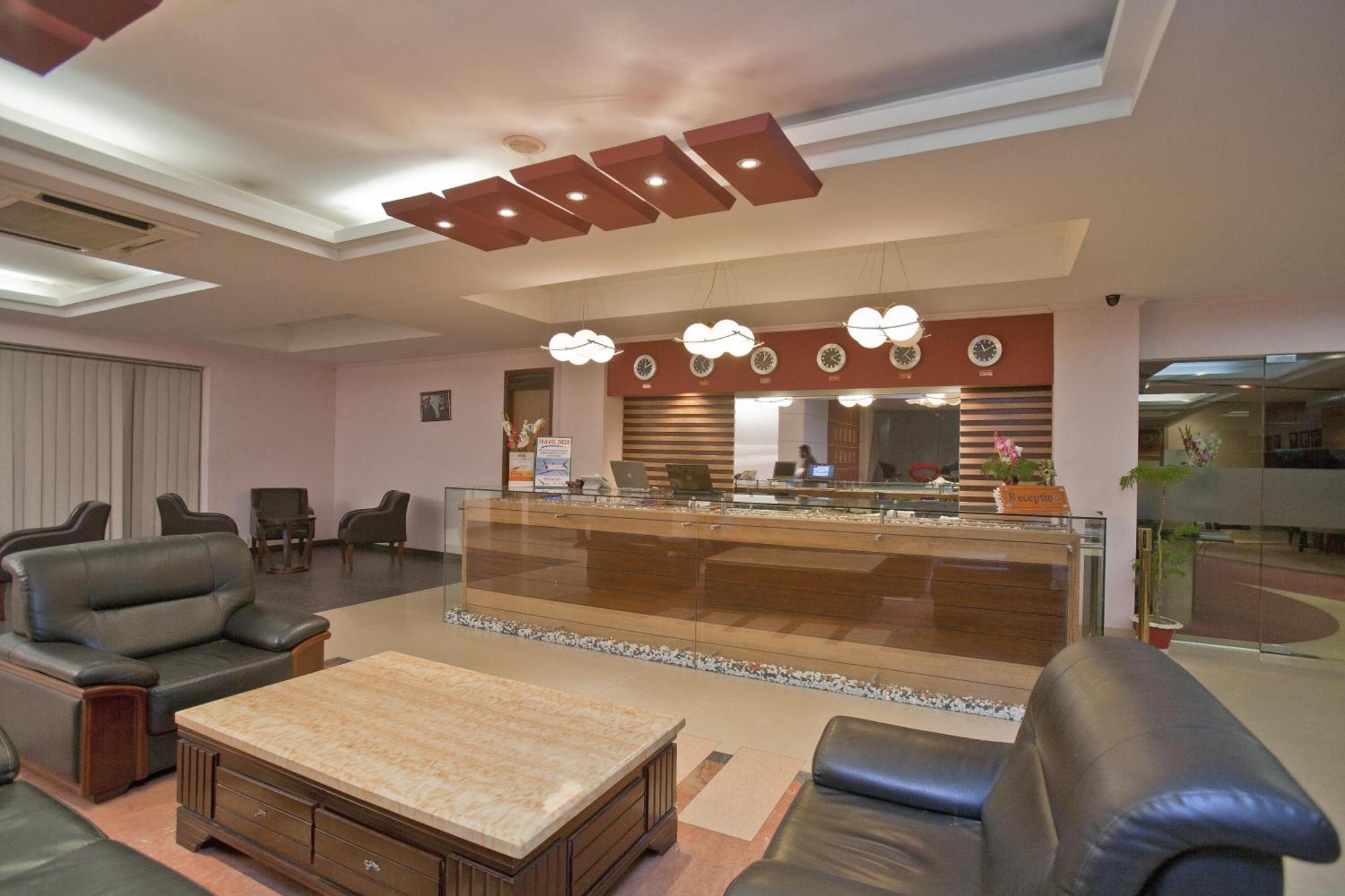 Nirvana Inn 巴纳内拉斯 客房 照片