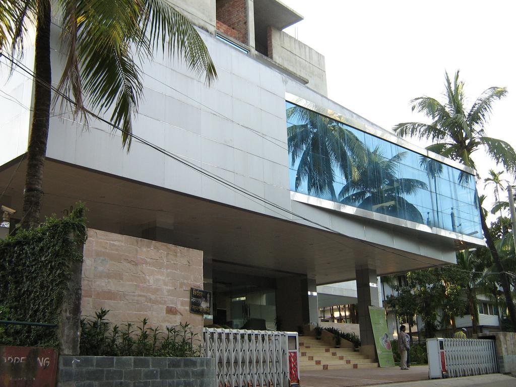 Nirvana Inn 巴纳内拉斯 客房 照片