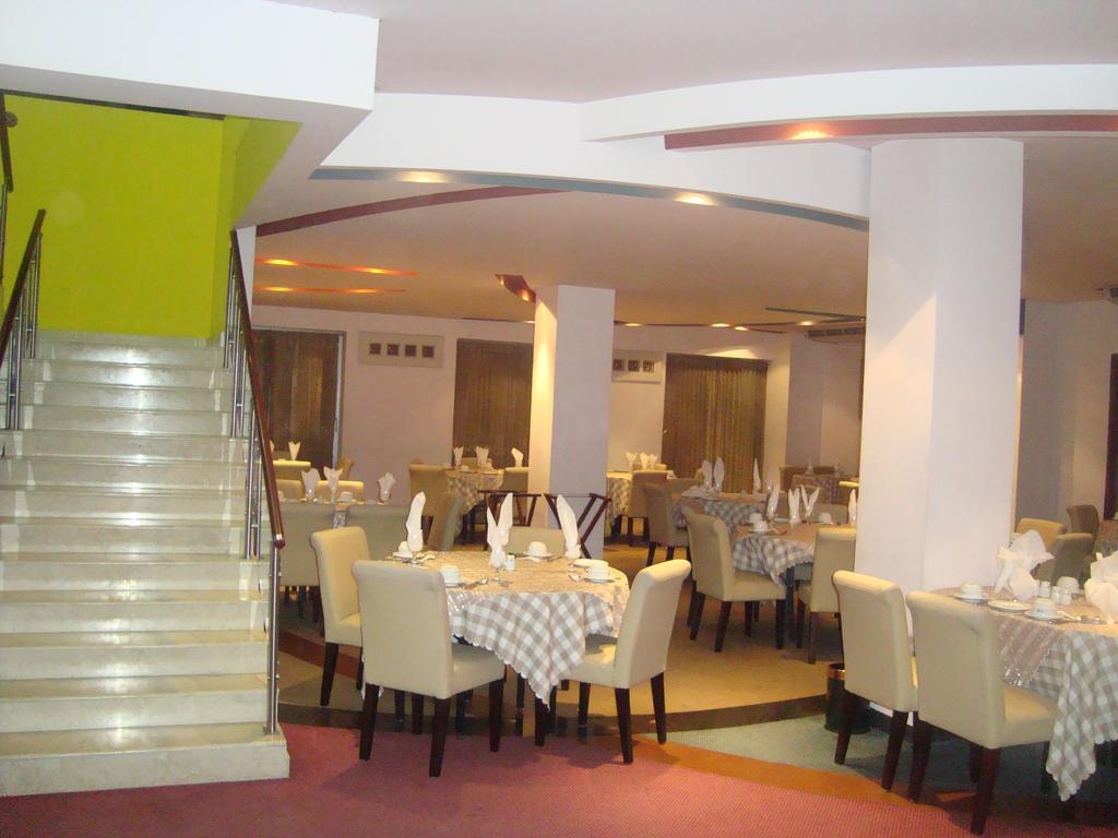 Nirvana Inn 巴纳内拉斯 客房 照片
